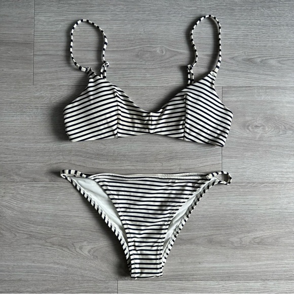 H&M Striped Bikini - Picture 1 of 2